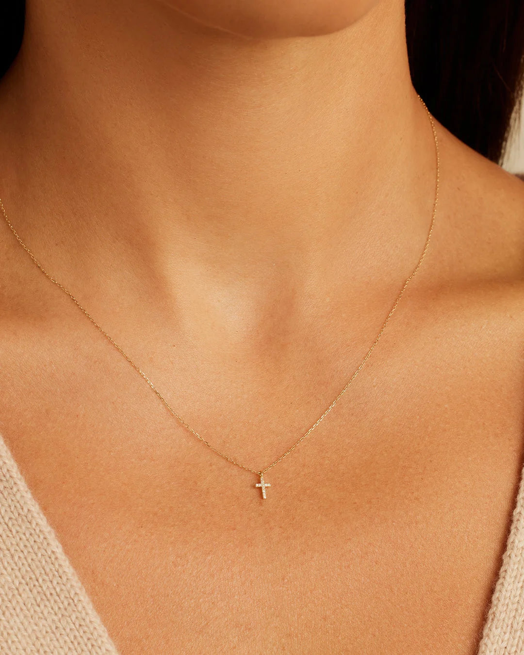 Pavé Cross Pendant Necklace
