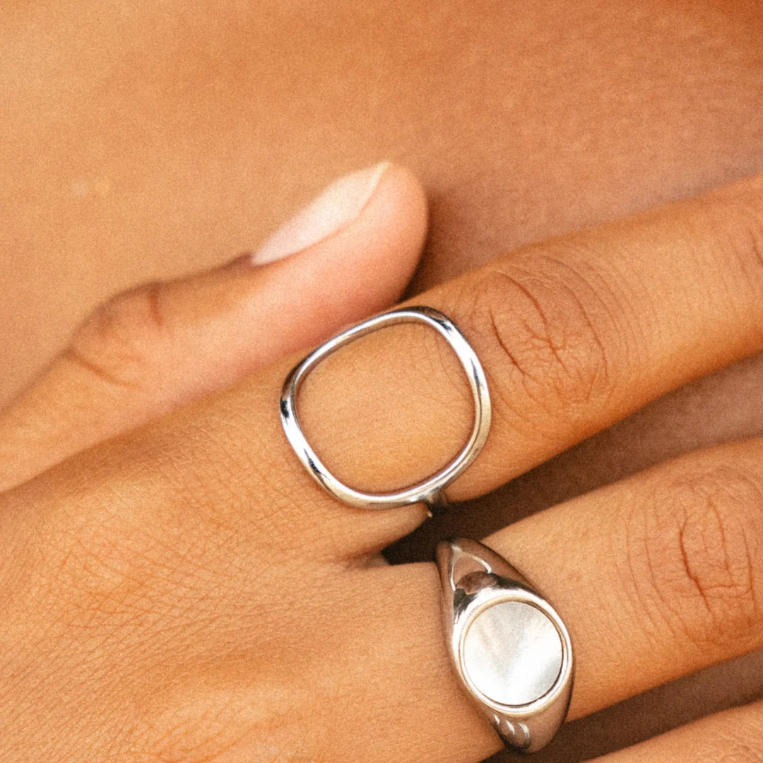Open Oval Ring