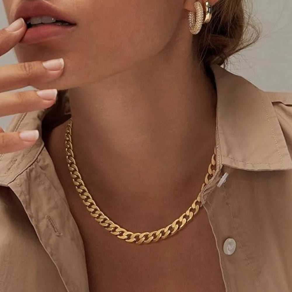 Curb Link Chain Necklace
