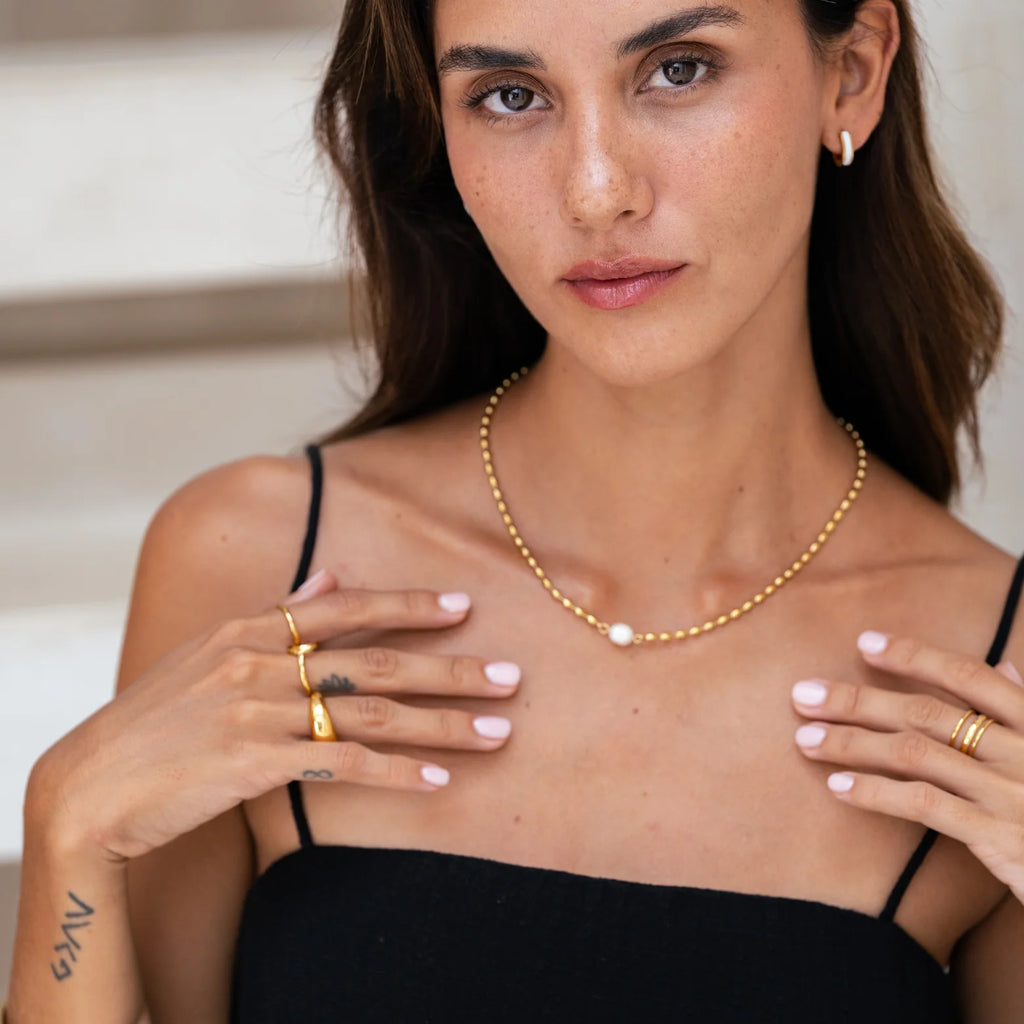 Dainty Pearl Necklace