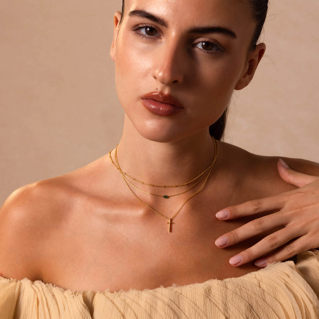 Minimalist Cross Pendant Necklace